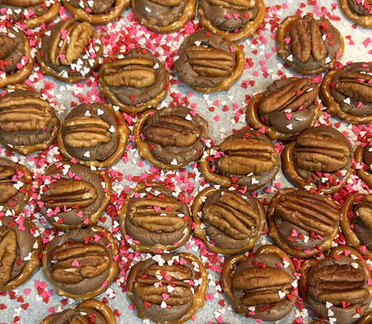 Valentine's Day Chocolate Pecan Turtles